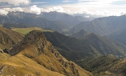 35 Panorama verso la Valle Brembana..